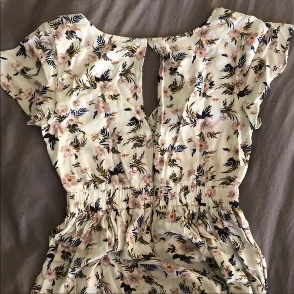 AE keyhole dress - Picture 7 of 10